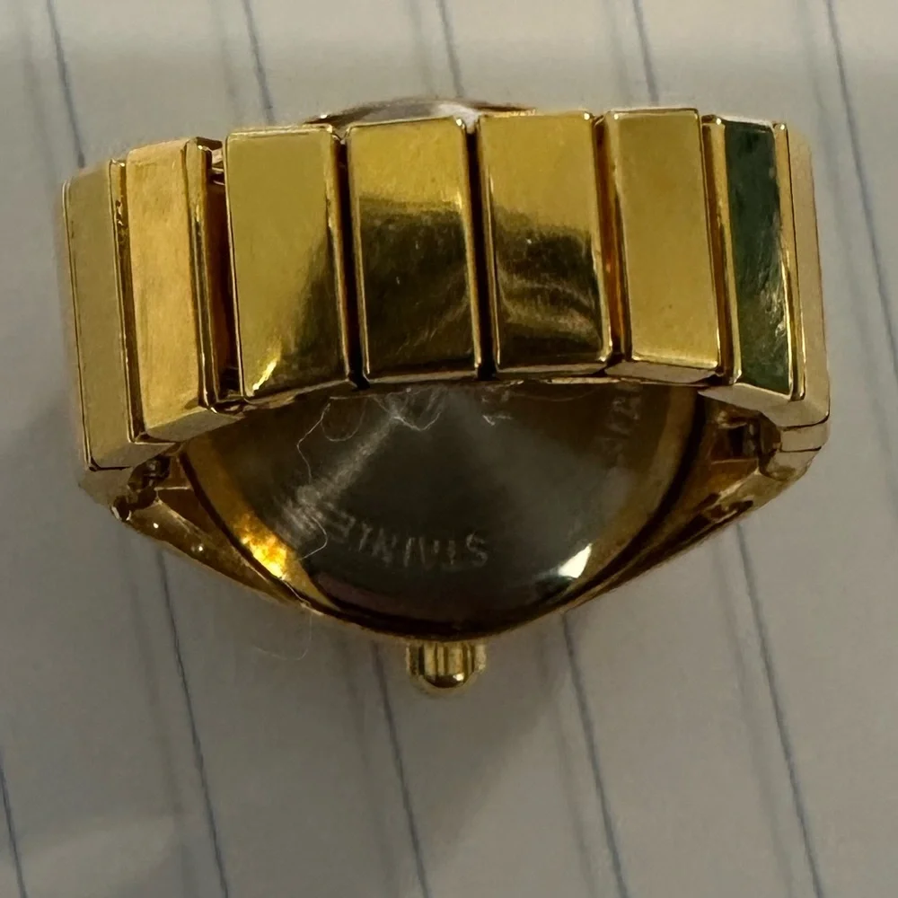 Cenere Quartz Watch Ring
